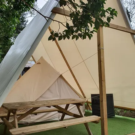 Y Glamping Sidonia 度假村 2*