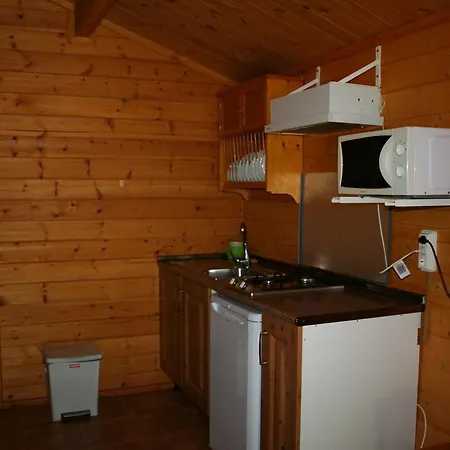 Y Glamping Sidonia 2* 麦地那西多尼亚
